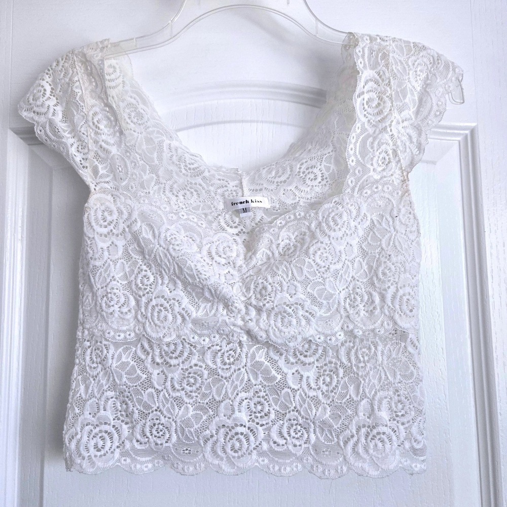 French Kiss Y2K White Floral Lace Crop Top Cap Sleeve Sz M Festival Beachy